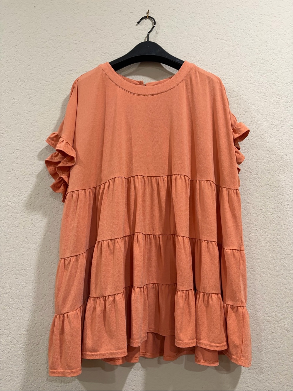 Versona Coral Tiered Ruffle Short Sleeve Blouse